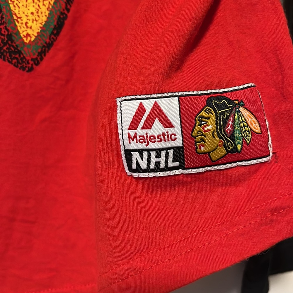 MAJESTIC—-Womans Blackhawks Hip Check Lace Up Long Sleeve- Large - Picture 5 of 7